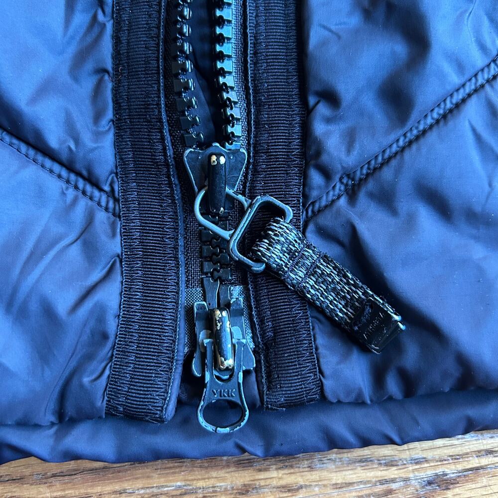 Athleta Rock Ridge Black Quilted PrimaLoft Full Zip Vest-Size Small - Picture 11 of 12